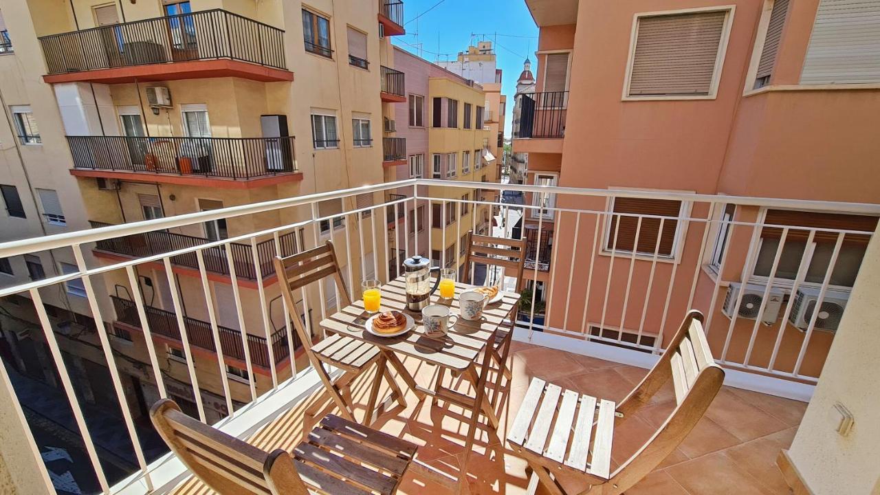 Luxury City Center Apartment By Nras Alicante Luaran gambar